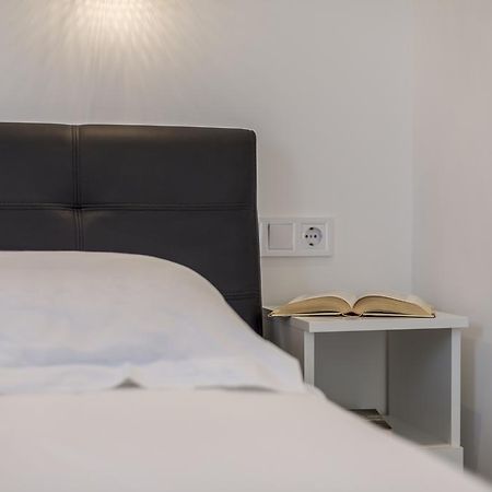 Apartments Biserka ボル エクステリア 写真
