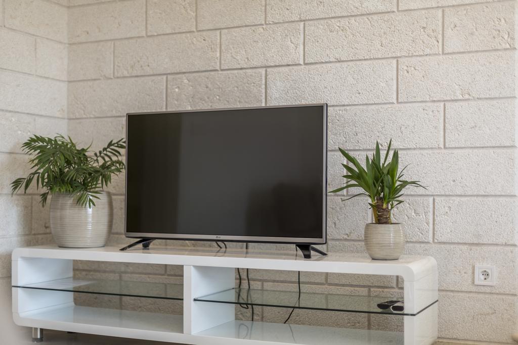 Apartments Biserka ボル エクステリア 写真
