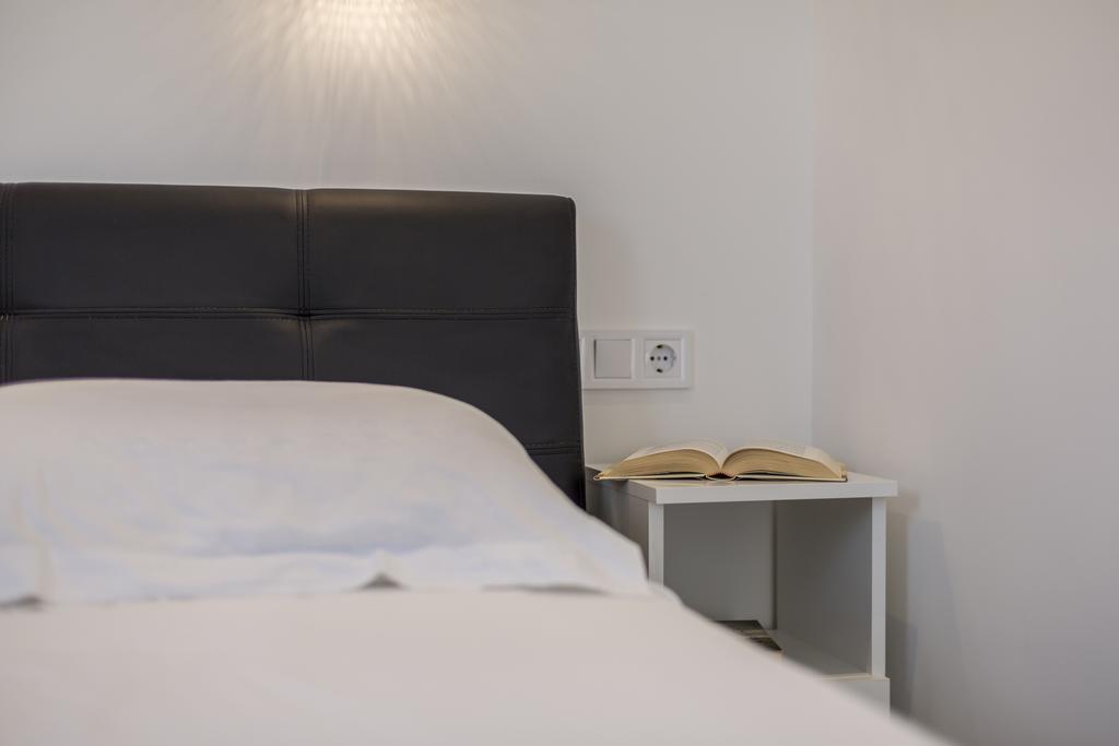 Apartments Biserka ボル エクステリア 写真