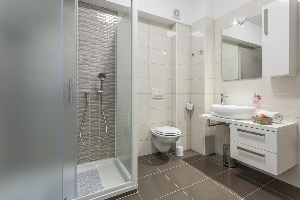 Apartments Biserka ボル エクステリア 写真
